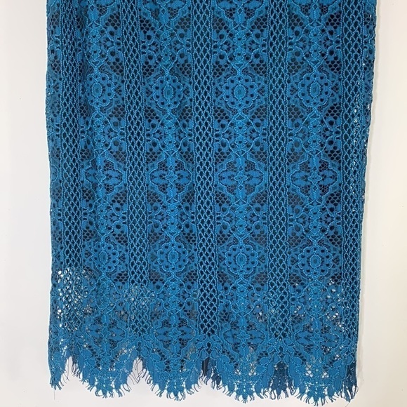 NWT. Chico’s Black Label 00 (US XS/2) Striking Teal Lace Maxi Skirt. - Picture 7 of 11
